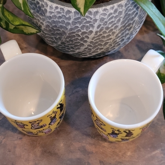 ADORABLE Petite Mugs, Unique Rabbit Pattern - Picture 8 of 11